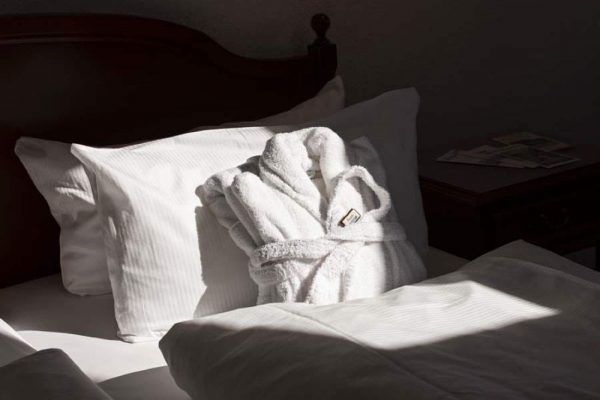 junior-suite-ruegen-goehren-hotel-stranddistel-room-with-sea-view-balcony-book-now