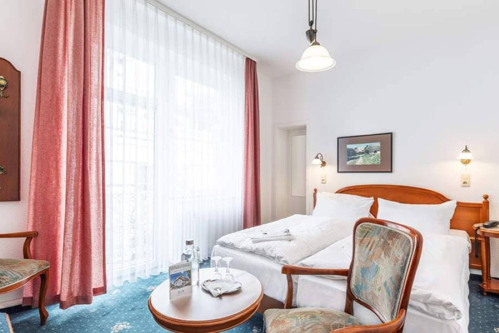 Urlaub im Ostseebad Göhren auf Rügen buchen im kleinen Doppelzimmer vom Hotel Stranddistel
