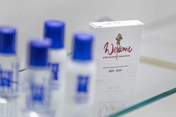 urlaub-ostseebad-goehren-ruegen-hotel-stranddistel-doppelzimmer-mit-balkon